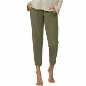 Manduka Women’s Joggers, Size Medium, Old Green, Moisture Wicking